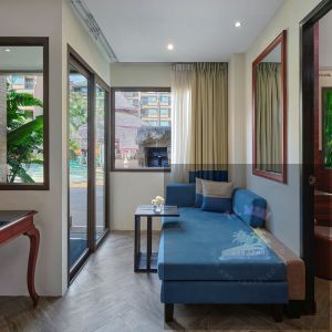 (NOVOTEL (Family room, 1 King Size bed and 1 Bunk bed
