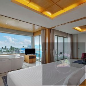 (THE KEE (Sea view suite . 80 sqm
