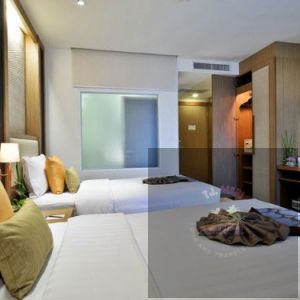 ASHLEE   PLAZA (DELUXE CITY VIEW)