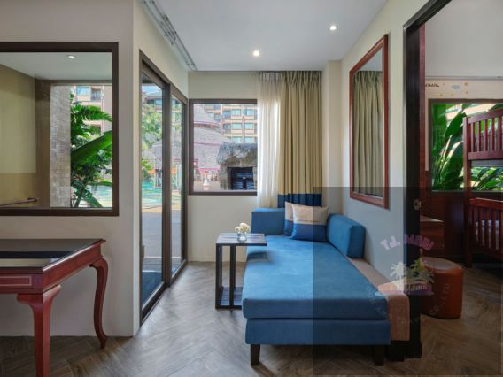 (NOVOTEL (Family room, 1 King Size bed and 1 Bunk bed