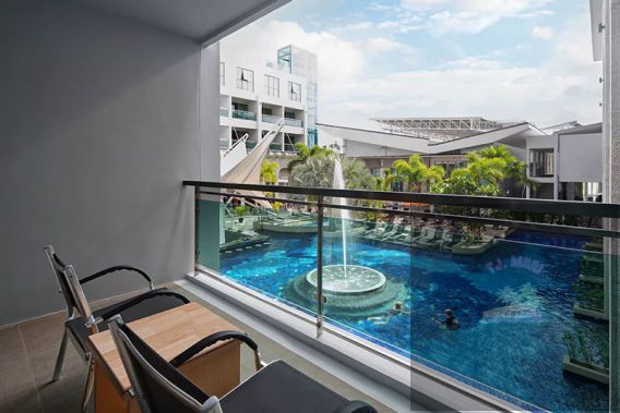 (THE KEE (deluxe pool view.  40 sqm